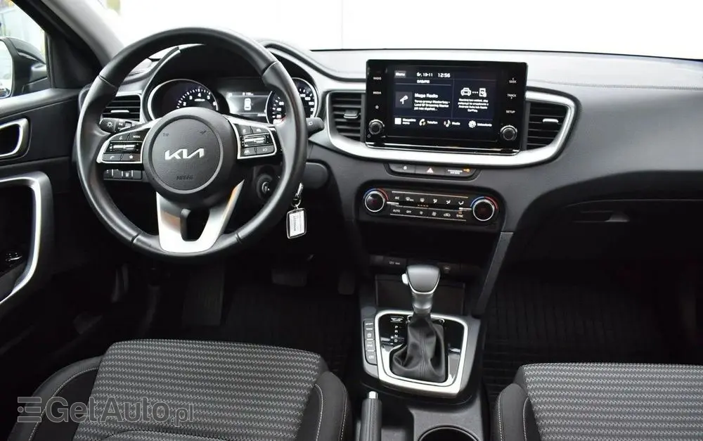 KIA Ceed 1.5 T-GDI M DCT