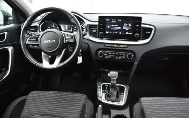 KIA Ceed 1.5 T-GDI M DCT