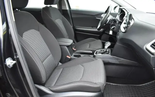 KIA Ceed 1.5 T-GDI M DCT