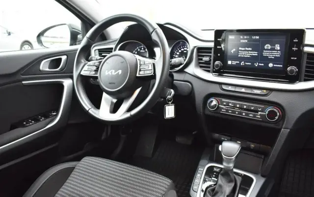 KIA Ceed 1.5 T-GDI M DCT