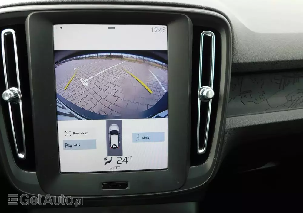 VOLVO XC 40 T3 Momentum