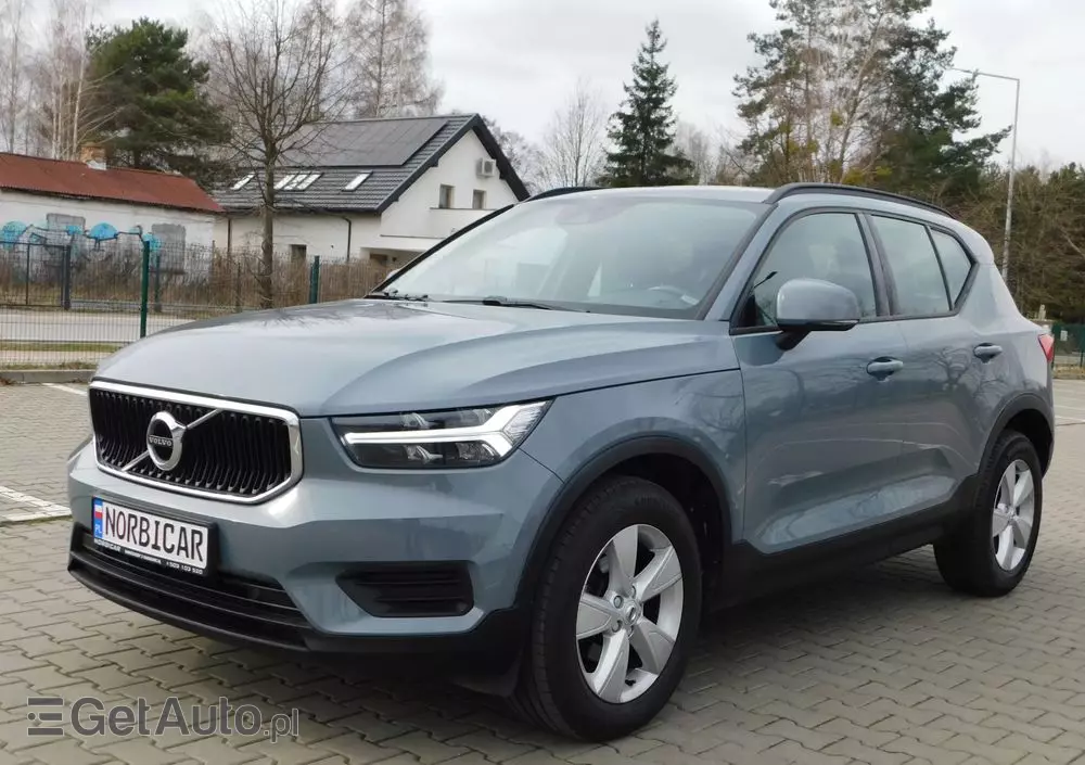 VOLVO XC 40 T3 Momentum