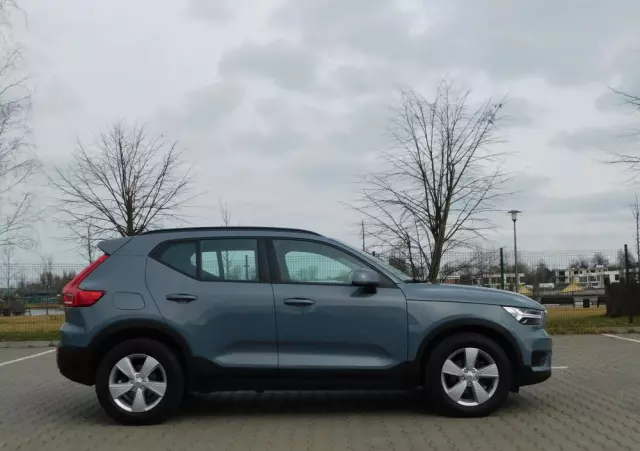 VOLVO XC 40 T3 Momentum