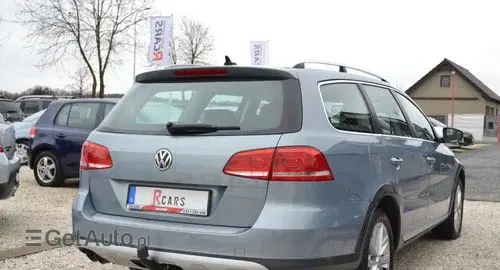 VOLKSWAGEN Passat Alltrack 
