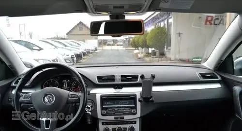 VOLKSWAGEN Passat Alltrack 