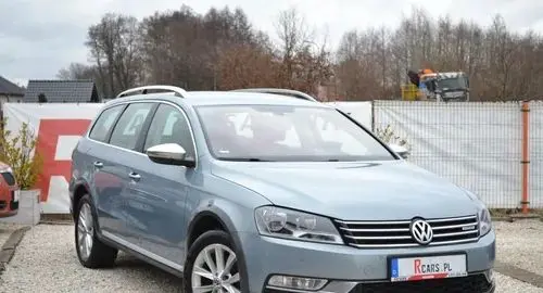 VOLKSWAGEN Passat Alltrack 
