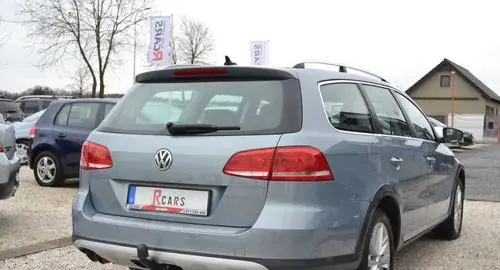 VOLKSWAGEN Passat Alltrack 
