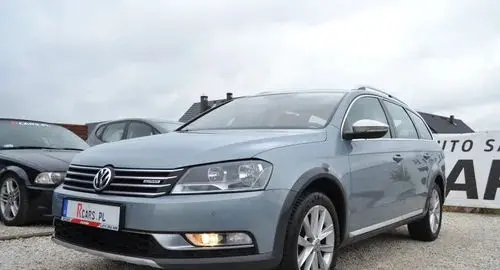 VOLKSWAGEN Passat Alltrack 