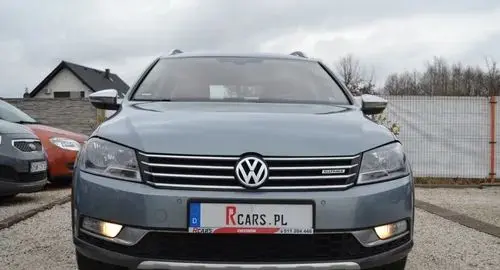 VOLKSWAGEN Passat Alltrack 