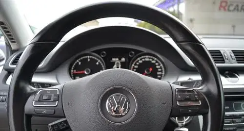 VOLKSWAGEN Passat Alltrack 