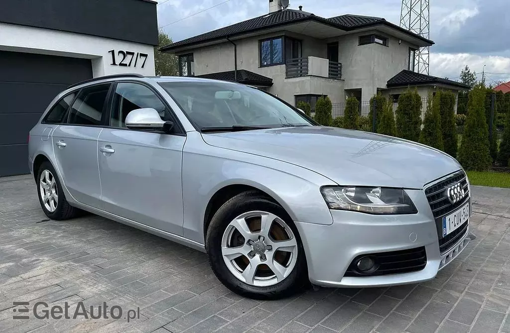 AUDI A4 