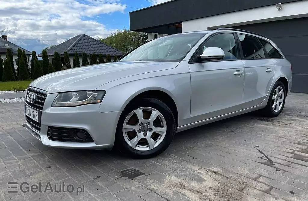 AUDI A4 