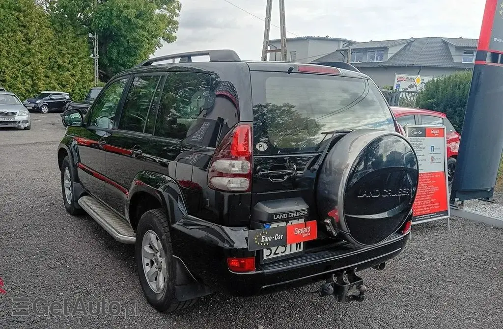 TOYOTA Land Cruiser 