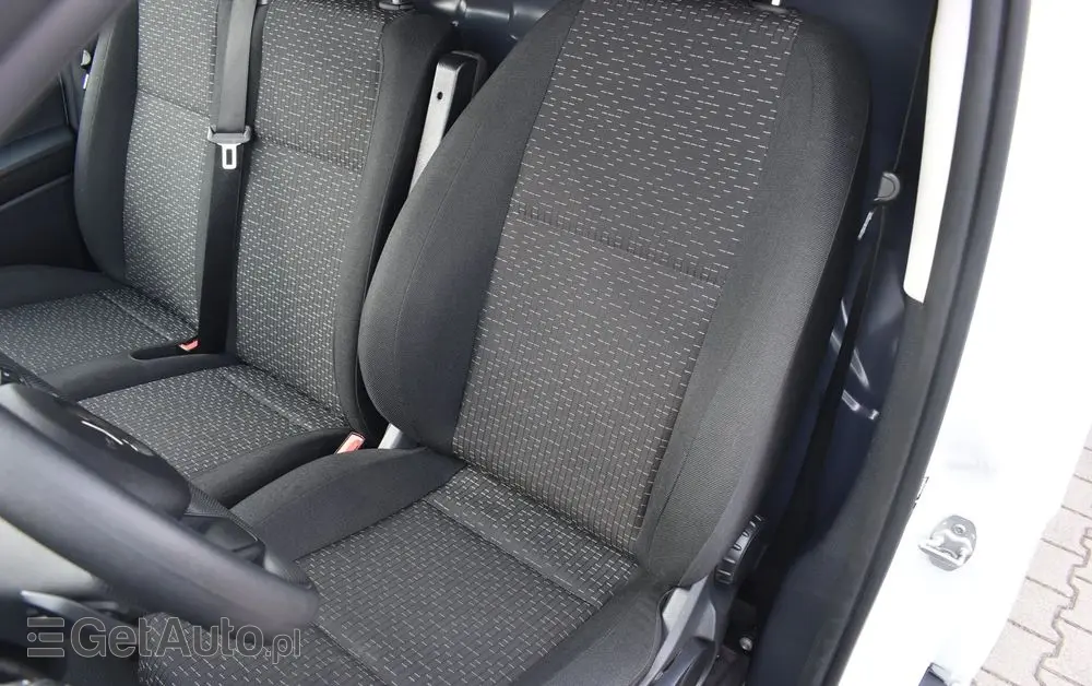 MERCEDES-BENZ 116 CDI L3 9G-TRONIC 447.605 