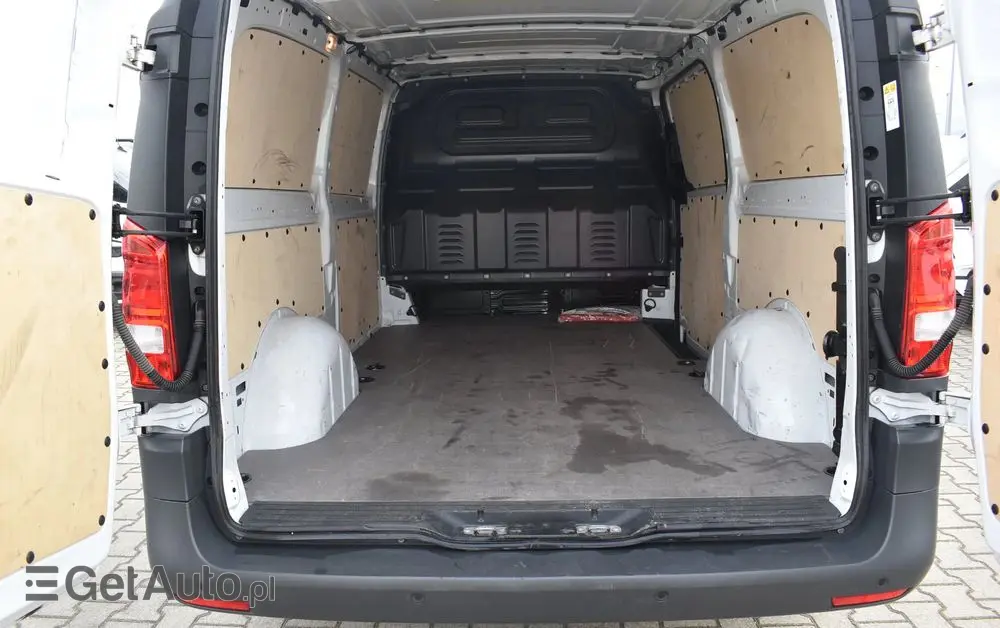 MERCEDES-BENZ 116 CDI L3 9G-TRONIC 447.605 