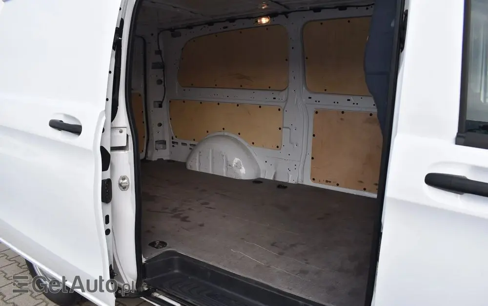 MERCEDES-BENZ 116 CDI L3 9G-TRONIC 447.605 