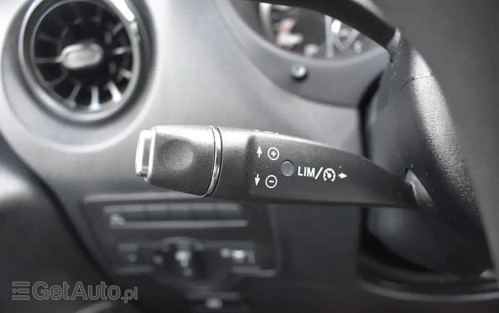 MERCEDES-BENZ 116 CDI L3 9G-TRONIC 447.605 