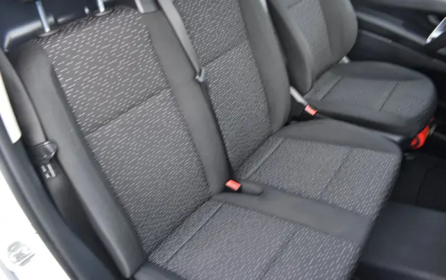 MERCEDES-BENZ 116 CDI L3 9G-TRONIC 447.605 