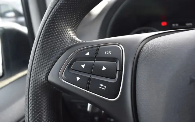 MERCEDES-BENZ 116 CDI L3 9G-TRONIC 447.605 