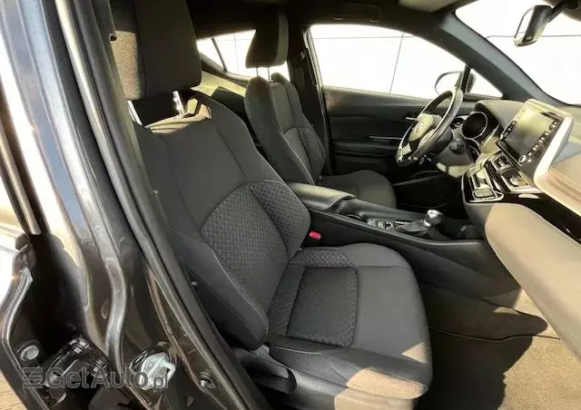 TOYOTA C-HR 1.8 Hybrid Premium