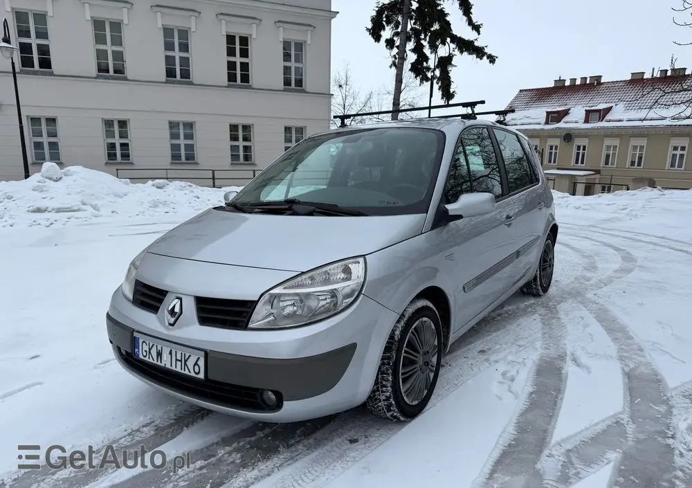 RENAULT Scenic 1.6 16V Luxe Dynamique