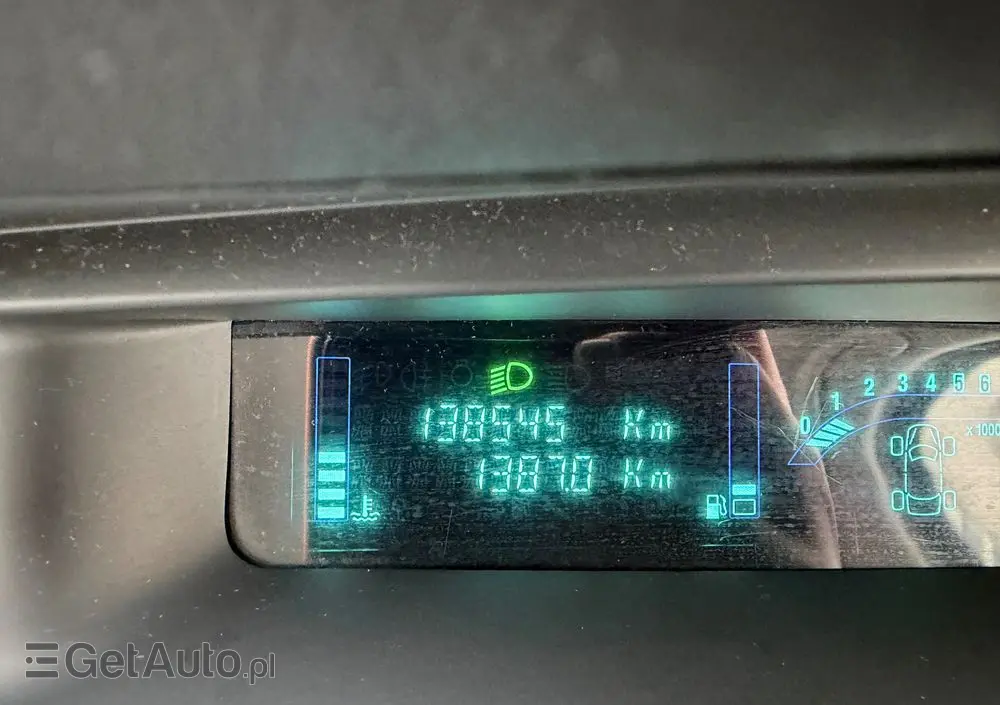 RENAULT Scenic 1.6 16V Luxe Dynamique