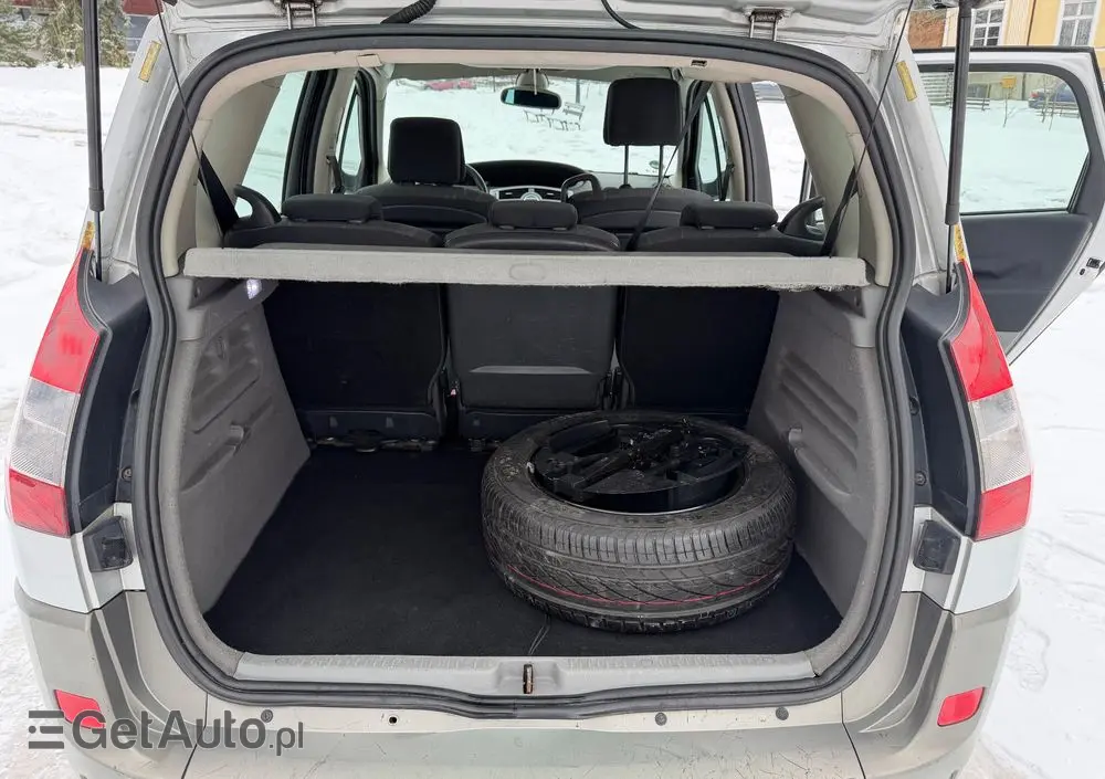 RENAULT Scenic 1.6 16V Luxe Dynamique