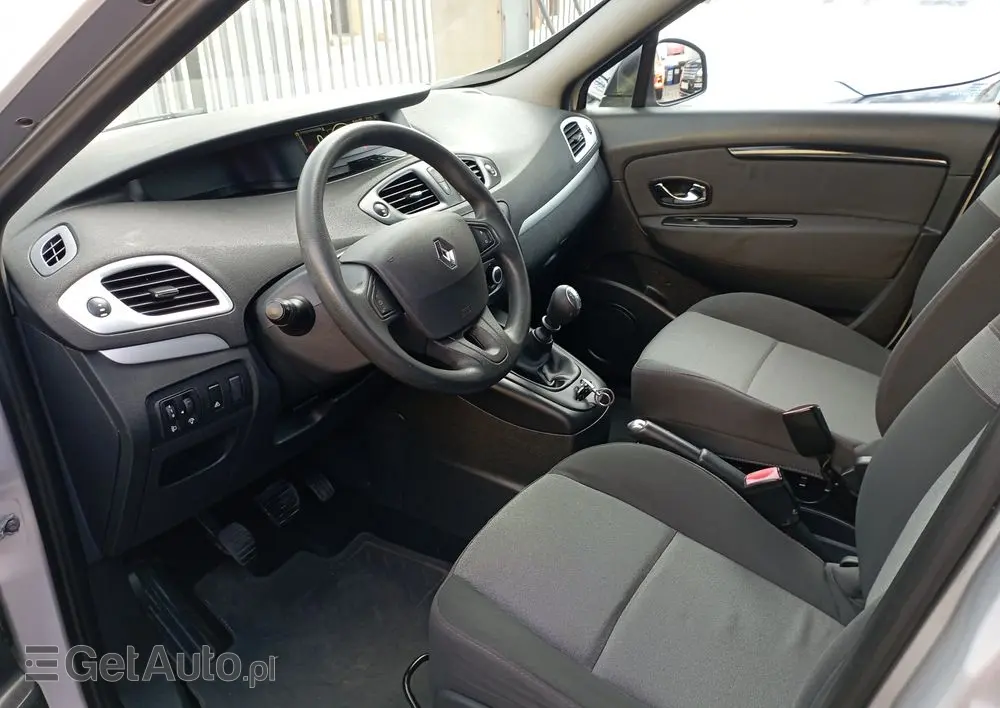 RENAULT Scenic 1.5 dCi Dynamique