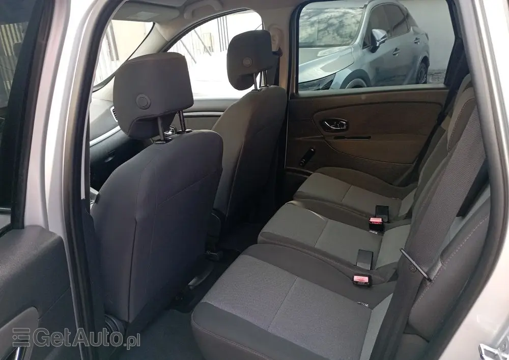 RENAULT Scenic 1.5 dCi Dynamique