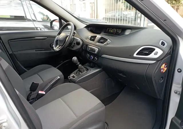RENAULT Scenic 1.5 dCi Dynamique