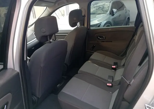 RENAULT Scenic 1.5 dCi Dynamique