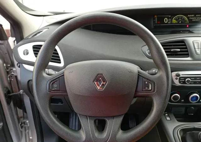 RENAULT Scenic 1.5 dCi Dynamique