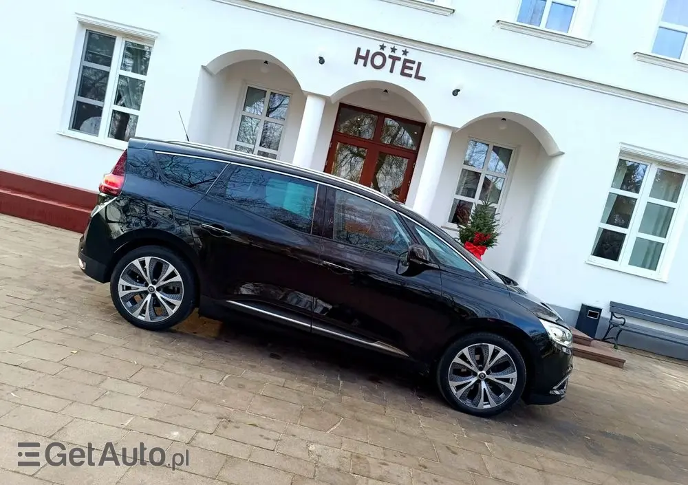 RENAULT Grand Scenic BLUE dCi 120 BLACK EDITION