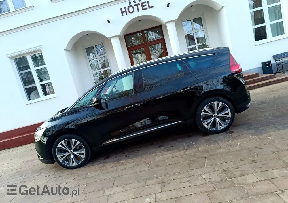 RENAULT Grand Scenic BLUE dCi 120 BLACK EDITION