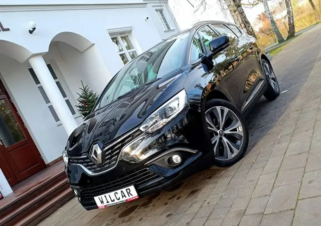 RENAULT Grand Scenic BLUE dCi 120 BLACK EDITION