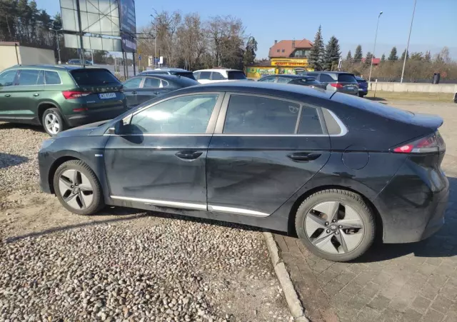 HYUNDAI IONIQ Hybrid 1.6 GDI Premium
