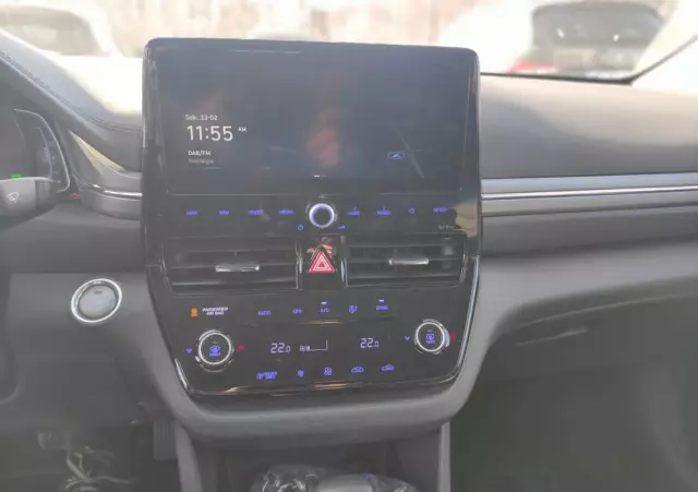 HYUNDAI IONIQ Hybrid 1.6 GDI Premium