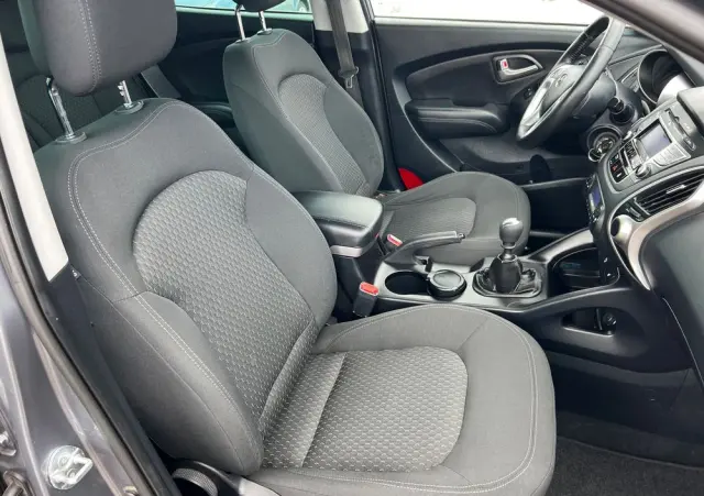 HYUNDAI Ix35 1.7 CRDi 2WD blue Comfort