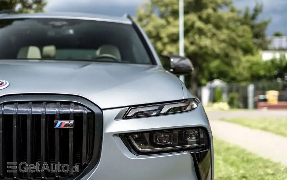 BMW X7 