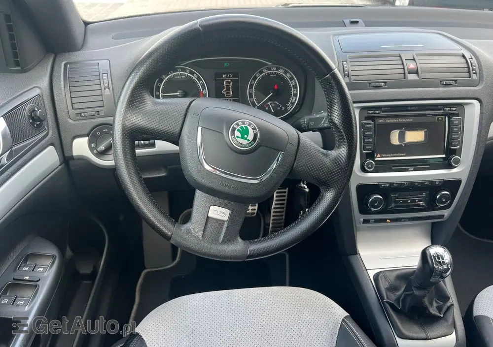 SKODA Octavia Combi 2.0 TDI CR DPF RS