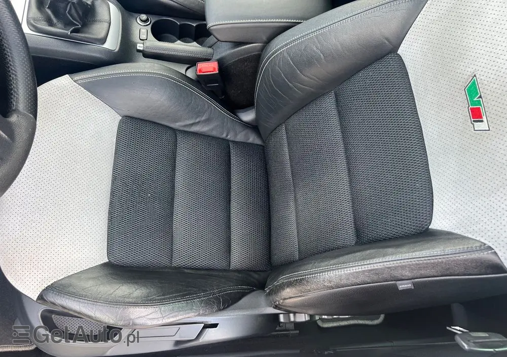 SKODA Octavia Combi 2.0 TDI CR DPF RS