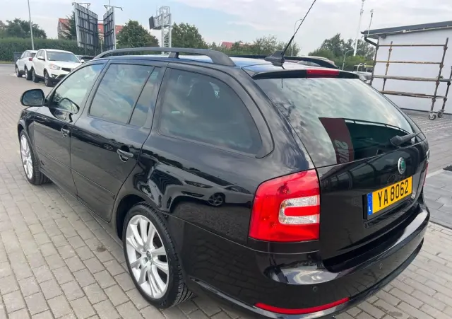 SKODA Octavia Combi 2.0 TDI CR DPF RS