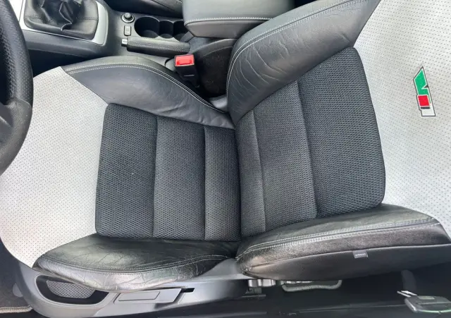 SKODA Octavia Combi 2.0 TDI CR DPF RS