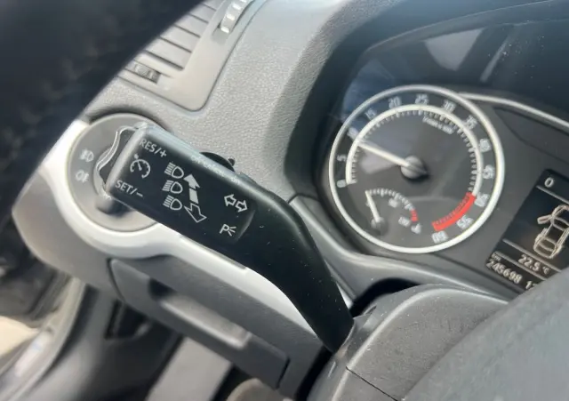 SKODA Octavia Combi 2.0 TDI CR DPF RS