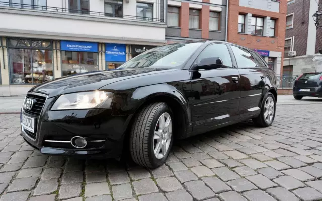 AUDI A3 2.0 TDI DPF Ambition
