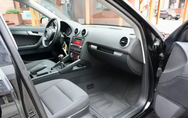 AUDI A3 2.0 TDI DPF Ambition