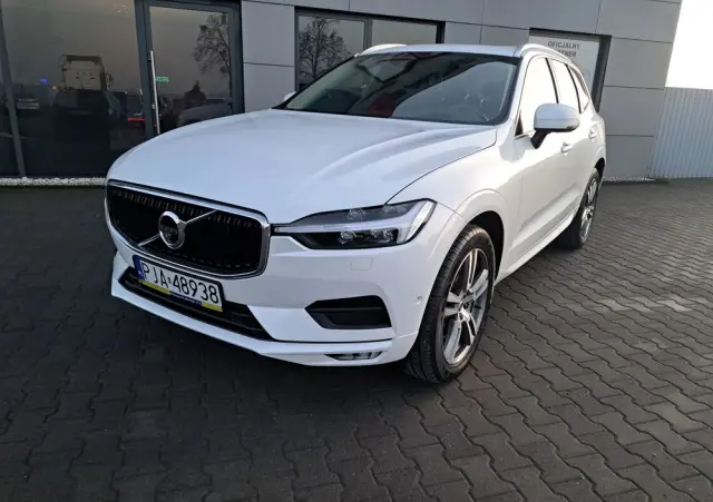 VOLVO XC 60 Ver-t6-awd-geartronic-momentum