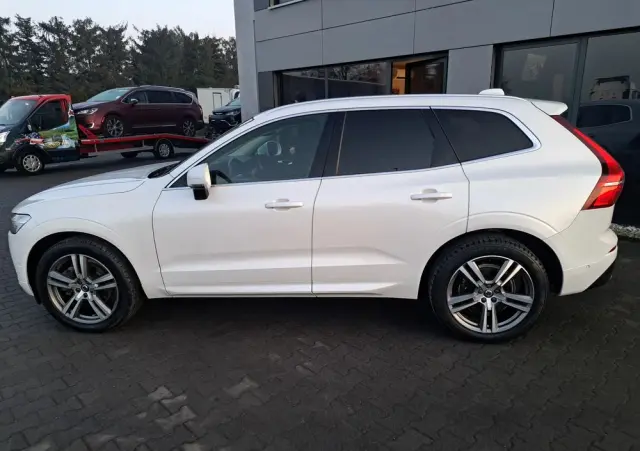 VOLVO XC 60 Ver-t6-awd-geartronic-momentum