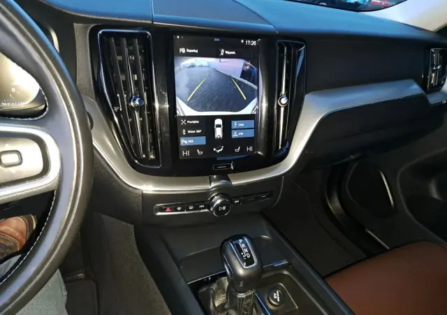 VOLVO XC 60 Ver-t6-awd-geartronic-momentum