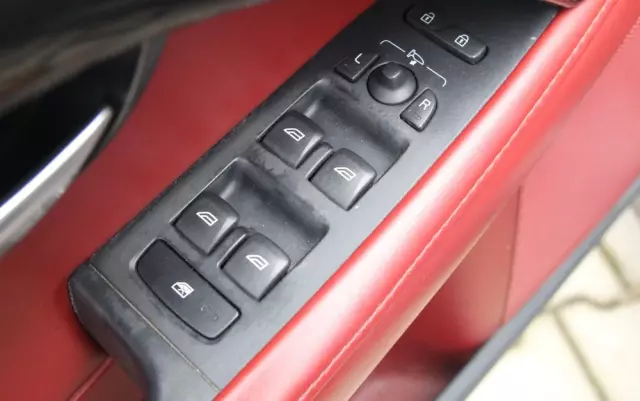 VOLVO V70 1.6D DRIVe Summum